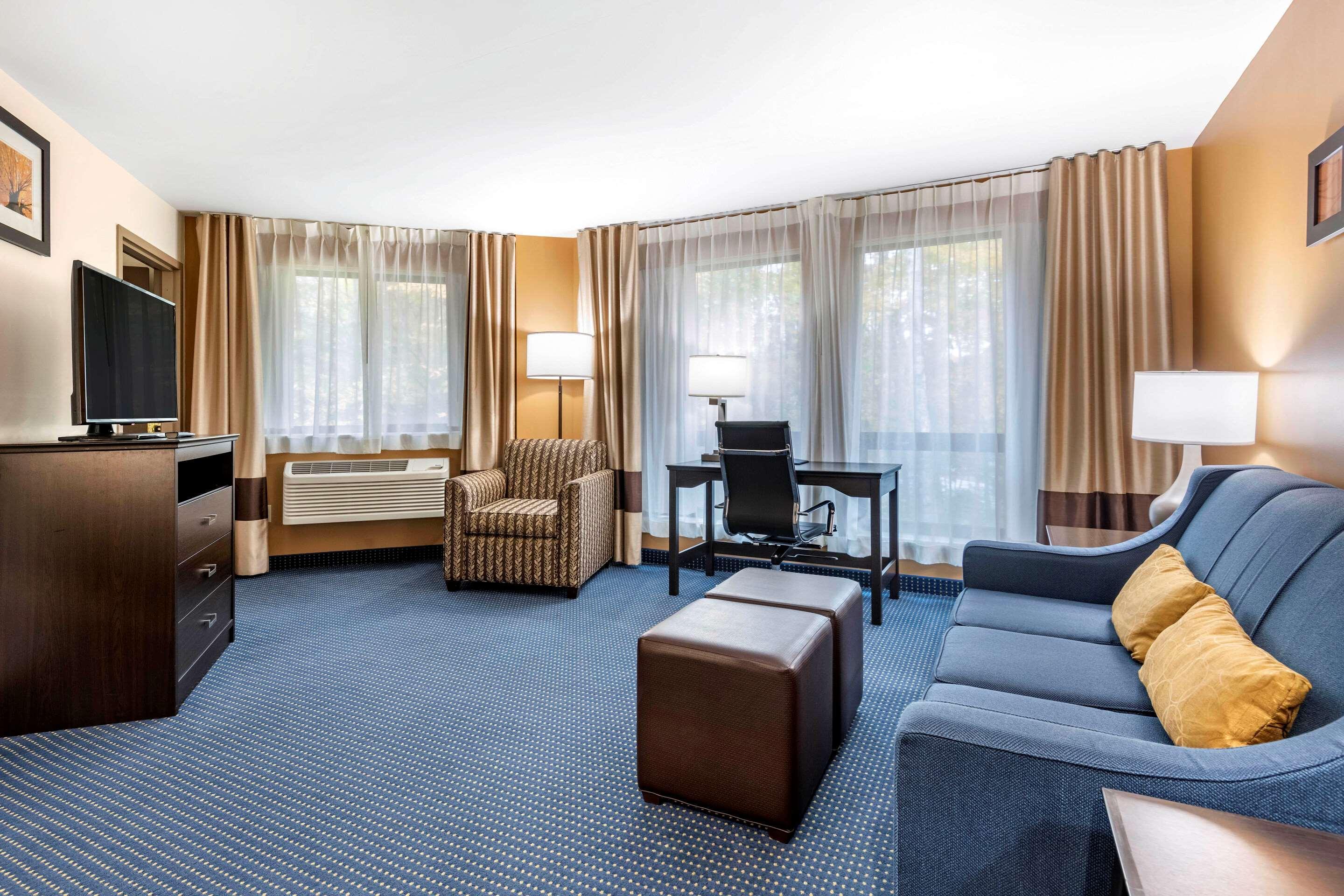 Comfort Inn & Suites Montpelier-Berlin Exterior foto